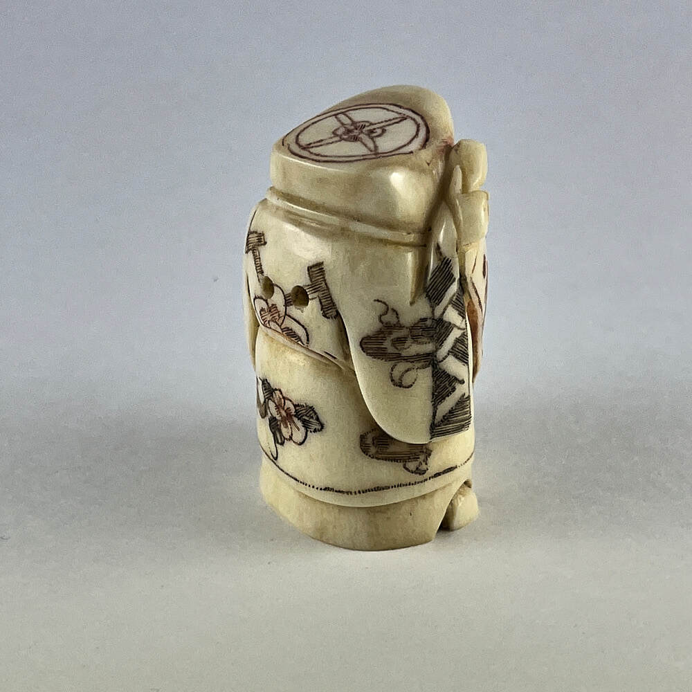 Статуэтка нэцкэ Дзюродзин с иероглифом счастье