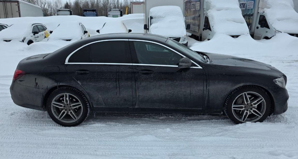 Mercedes-Benz E-CLASS 200 4MATIC Sport