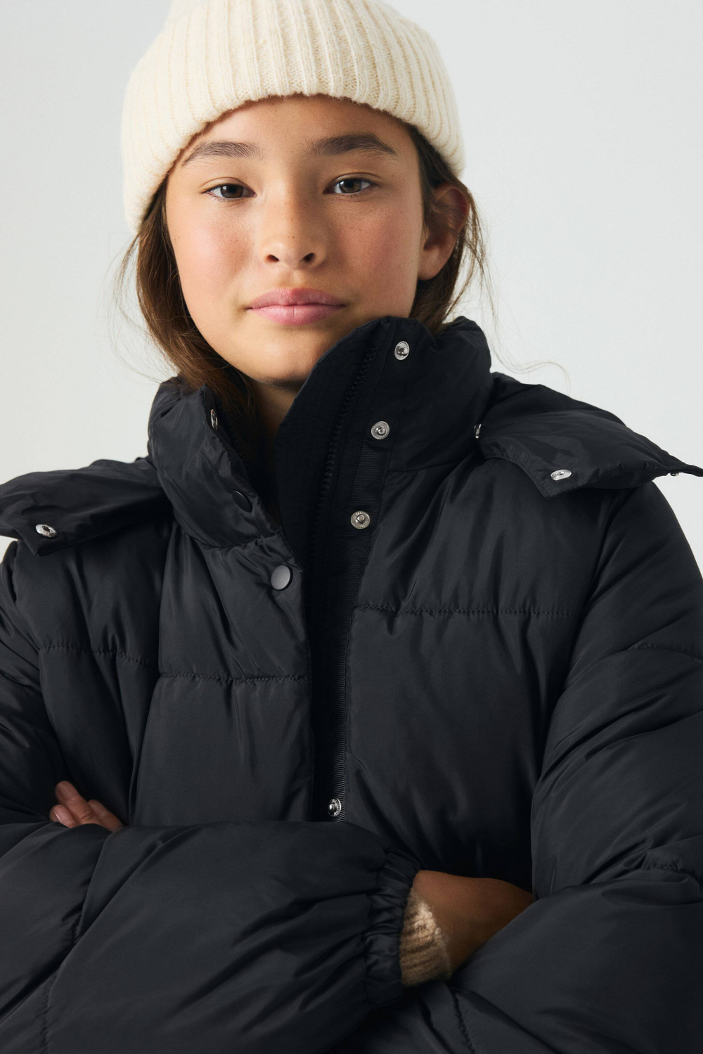 H&M Длинная утеплённая куртка из стеганой ткани, черный