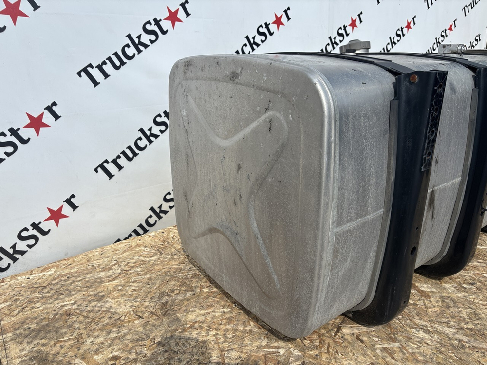 Бак топливный в сборе 700L 2023г.