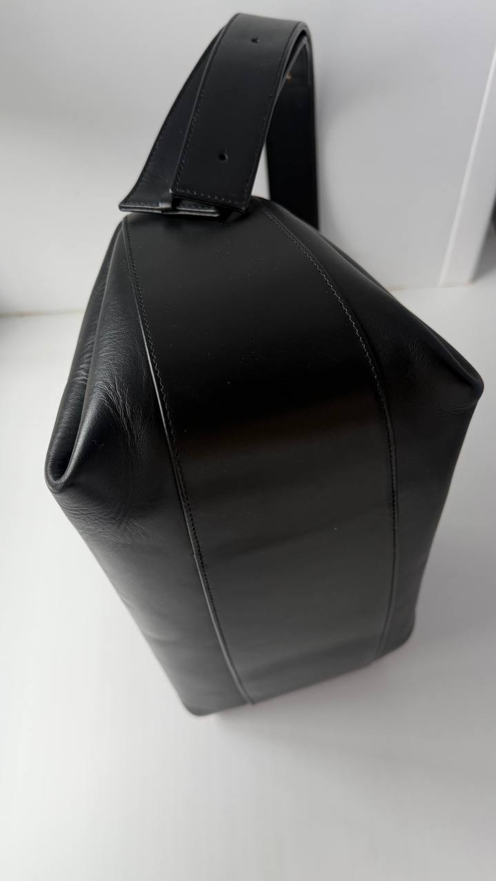 Сумка NEOUS Scorpius