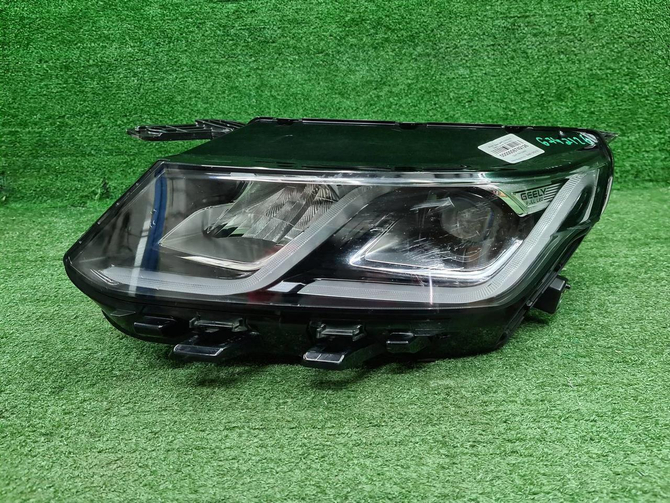 Фара левая Geely Coolray (2019-2023) LED