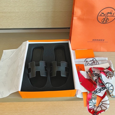 Hermes Oran Sandal