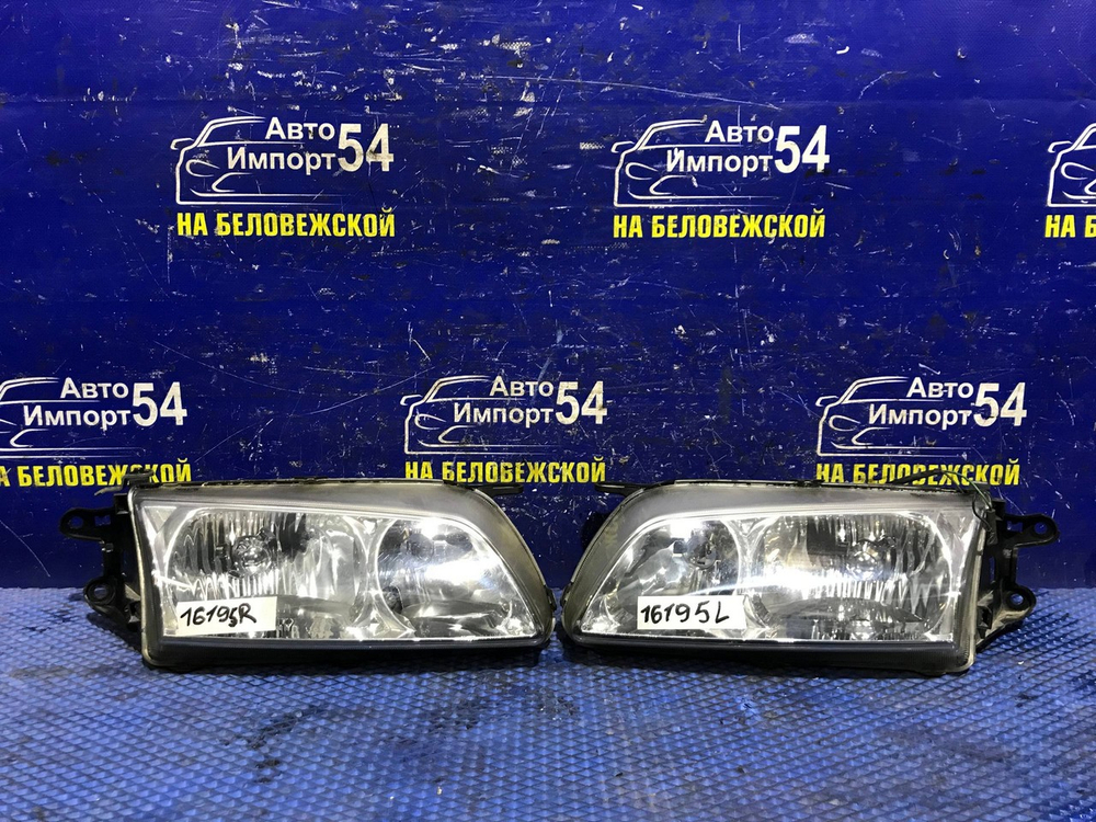 Фара передняя правая MAZDA CAPELLA 1999-2002