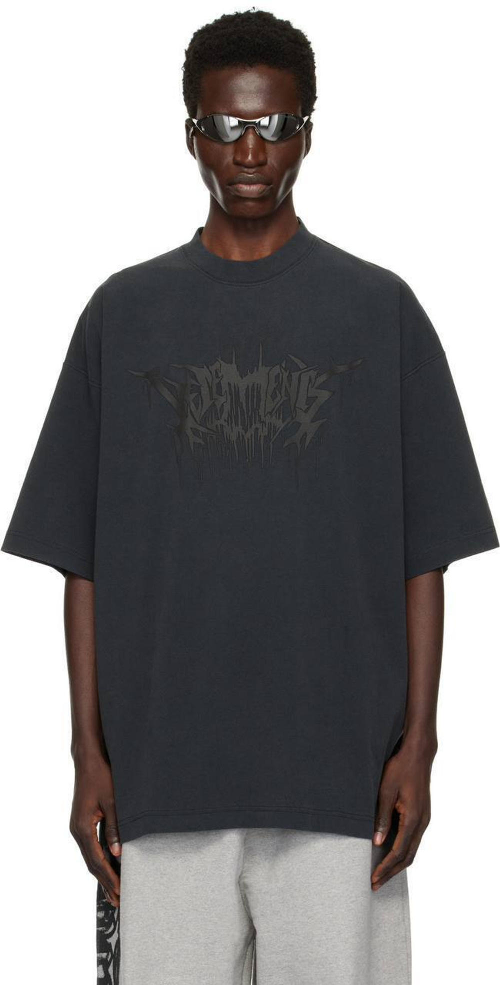 Футболка Vetements