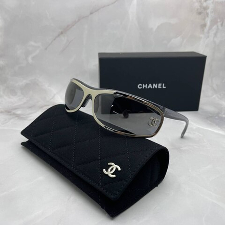 Солнцезащитные очки CHANEL