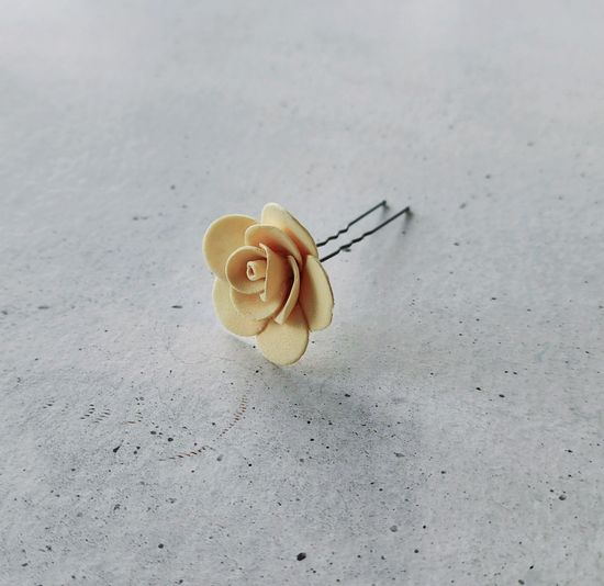 Набор шпилек "Розочки мини" латекс, 5 шт, белые