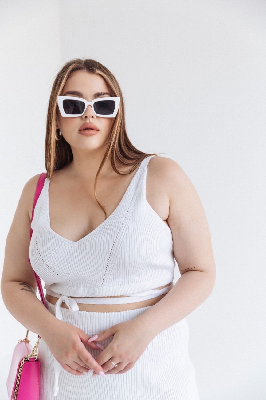 Кроп-топ с лентами вязаный, белый