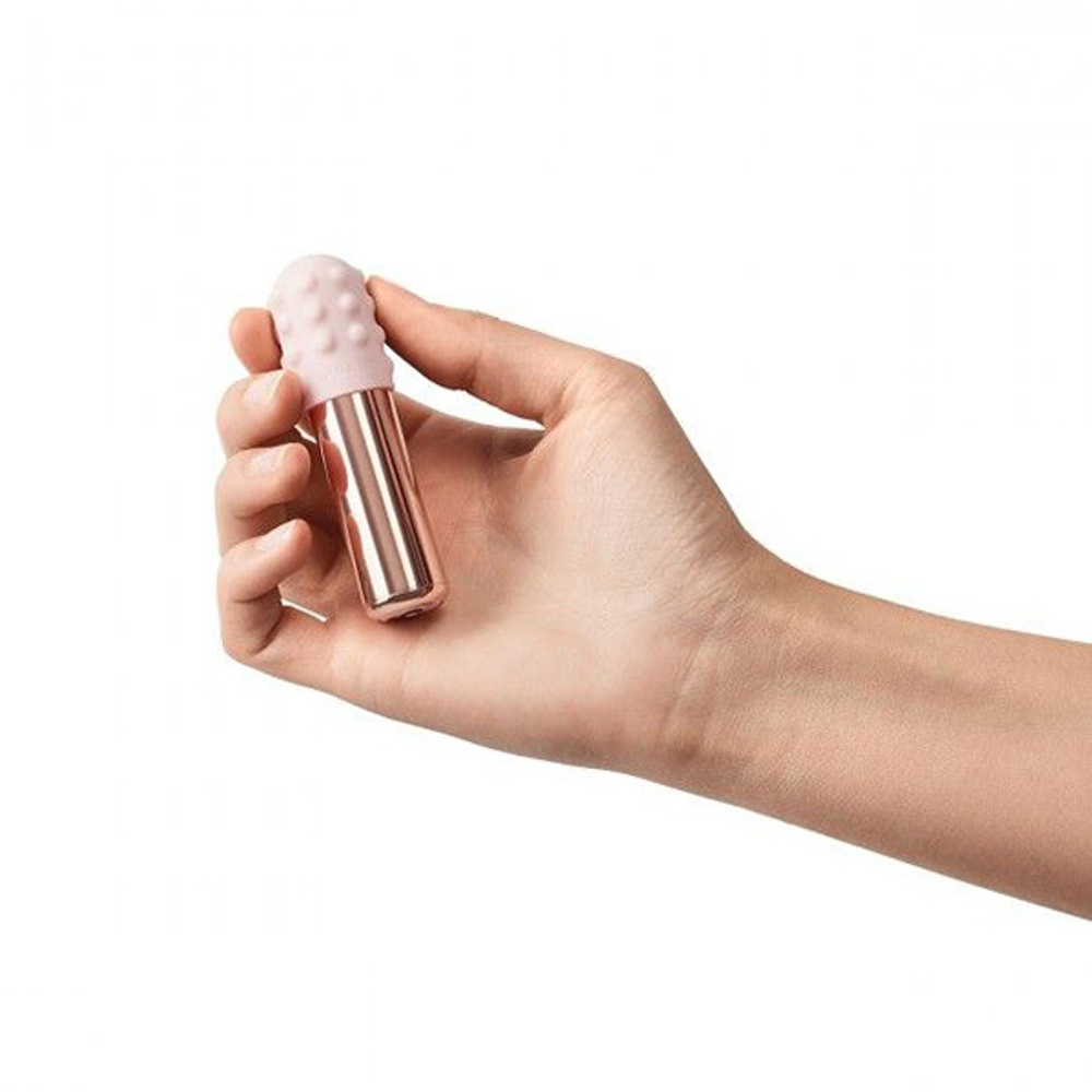 Пудровая вибропулька 7,9см с 2 нежными насадками Le Wand Bullet LW-012-RG