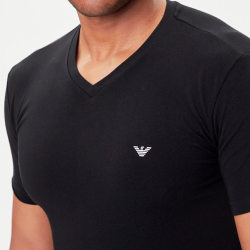 Мужская футболка черная Emporio Armani EM000380_AF14133