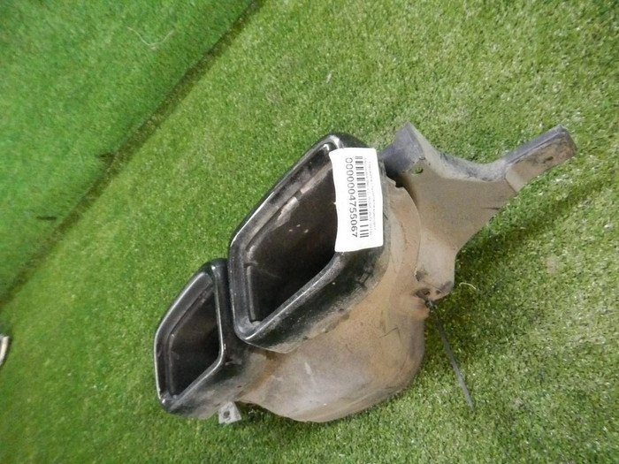 Насадка глушителя LH Mercedes C W205 14-23 AMG 63