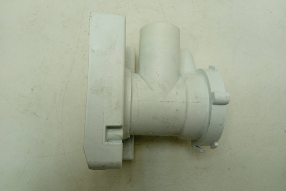EW6S4R06W кт144 Улитка сливного насоса для стиральной машины Electrolux 155236000 б/у
