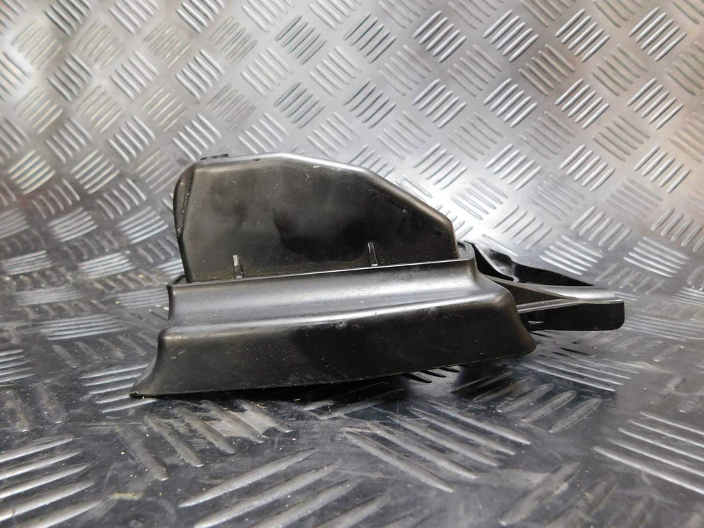 Пластик внутренний BMW R1200GS 2005 4662 7669977 01