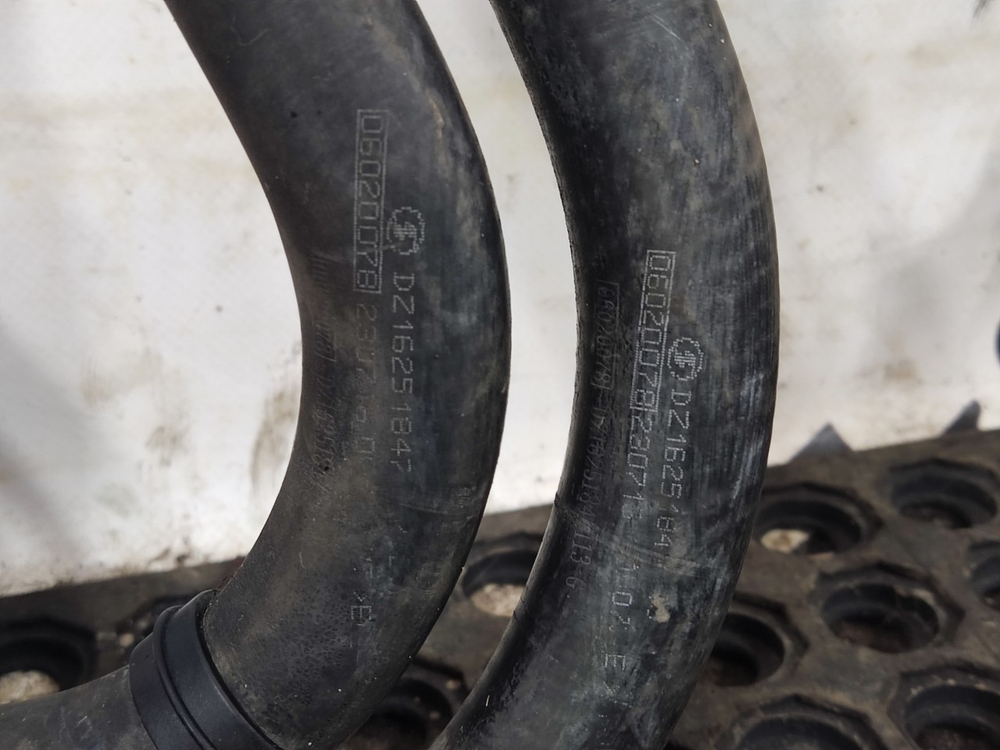 Трубка отопителя 2023 г.