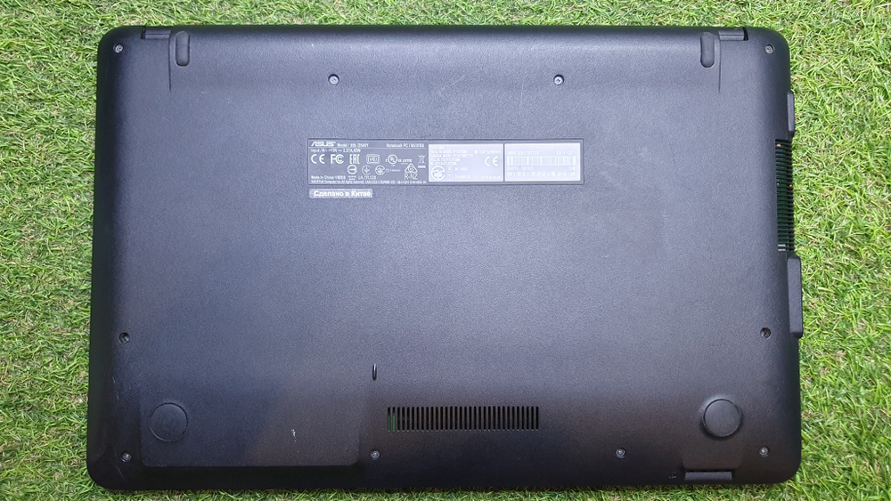 Ноутбук ASUS AMD/4Gb/FHD