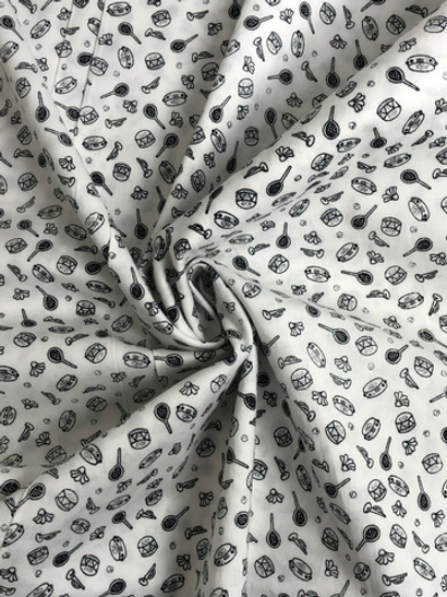 Поплин принт, муз инструменты на белом