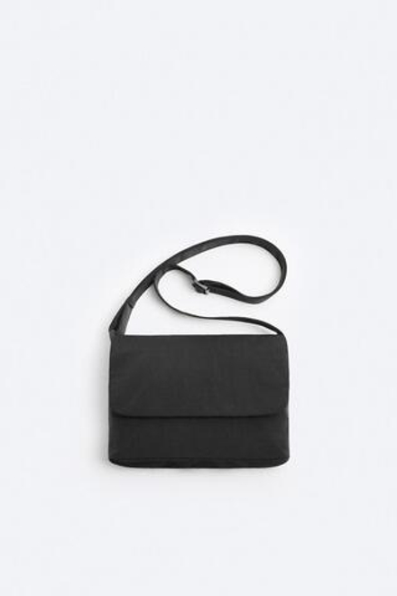 ZARA СУМКА ИЗ НЕЙЛОНА С КЛАПАНОМ, ЧЕРНЫЙ
