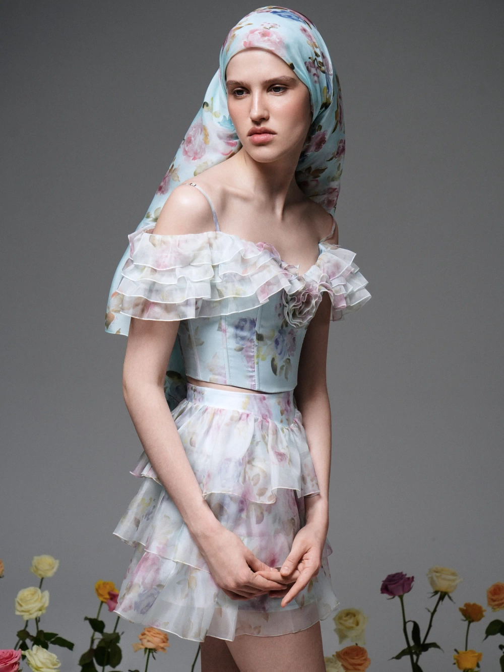 Мэй (May), топ из голубой органзы с цветочным принтом