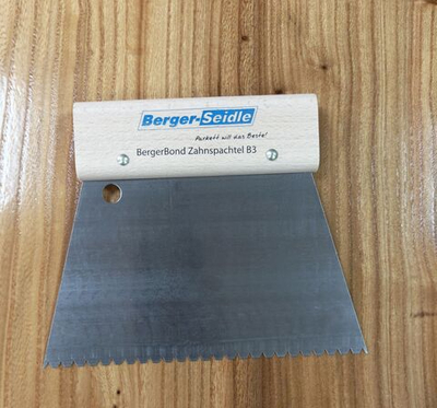 Зубчатый шпатель для нанесения паркетных клеев B3