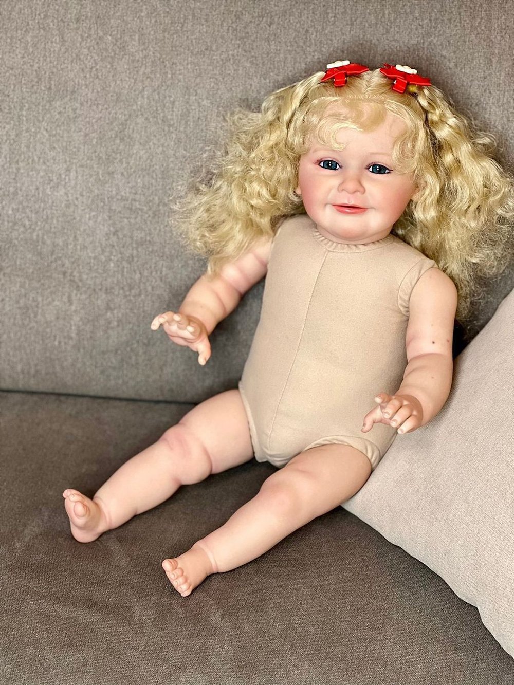 Кукла Реборн мягконабивная 60см в пакете (FA-513)