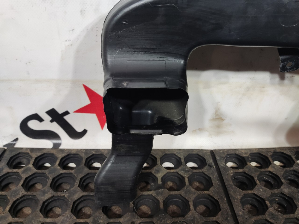 Воздуховод отопителя 2023г