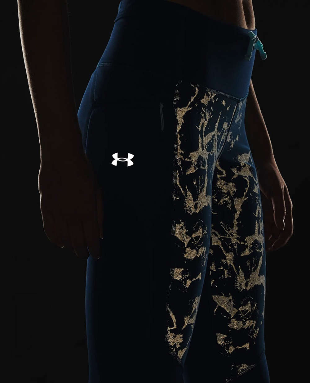 Леггинсы Under Armour Women's UA OutRun The Cold Tights - petrol blue/reflective