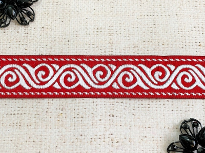 Тесьма жаккард орнамент, ш. 3,4см.