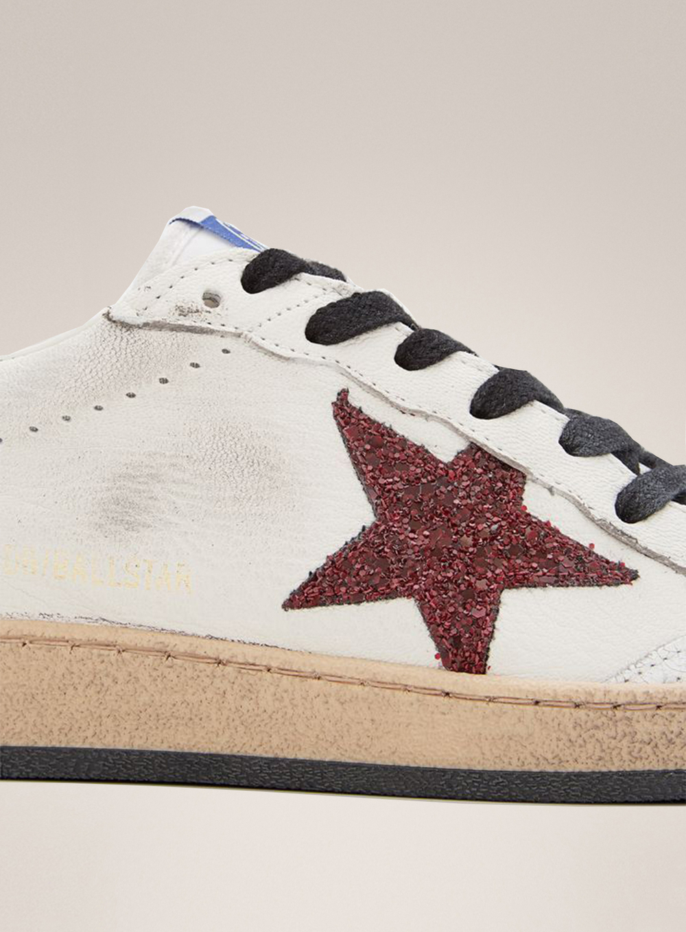 Ball Star with red Glitter star and heel