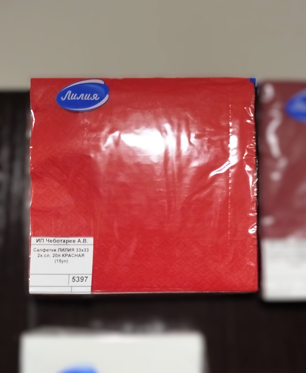Салфетки ЛИЛИЯ 33х33 2х.сл. 20л КРАСНАЯ (15уп)