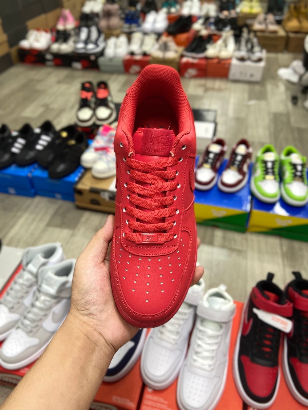 Nike Air Force 1 Low "Triple Red"