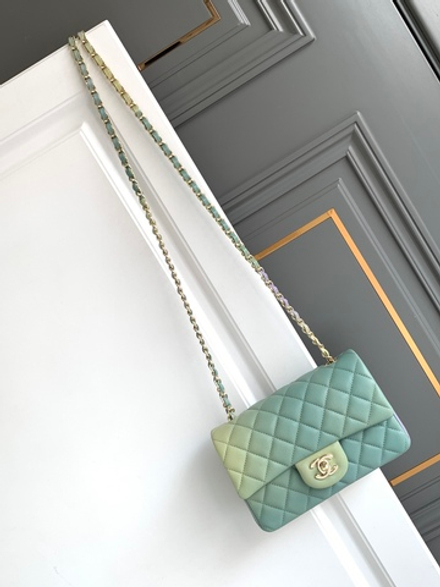 Chanel Bag 20 cm