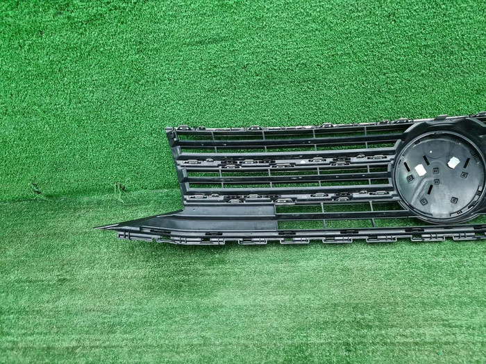 Решетка радиатора Multivan T6 (2015-2020)