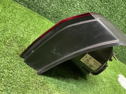 Фонарь левый внешний VW Golf Plus (2009-2014)