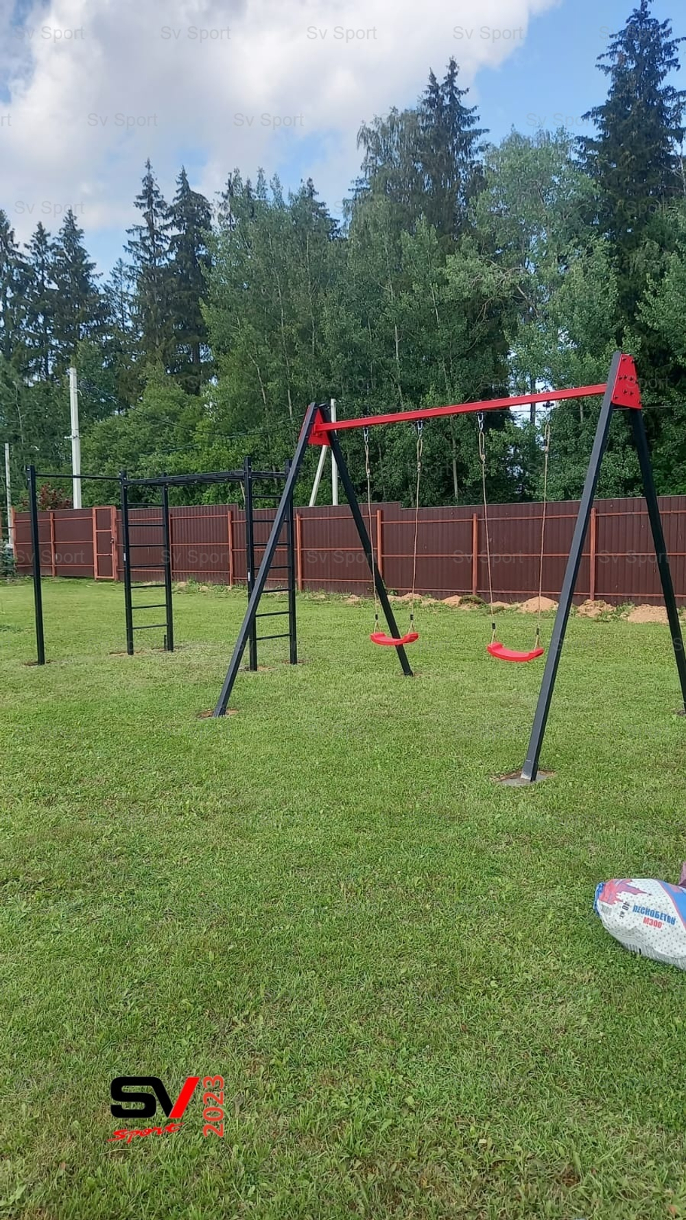 Монтаж уличных качелей Sv Sport