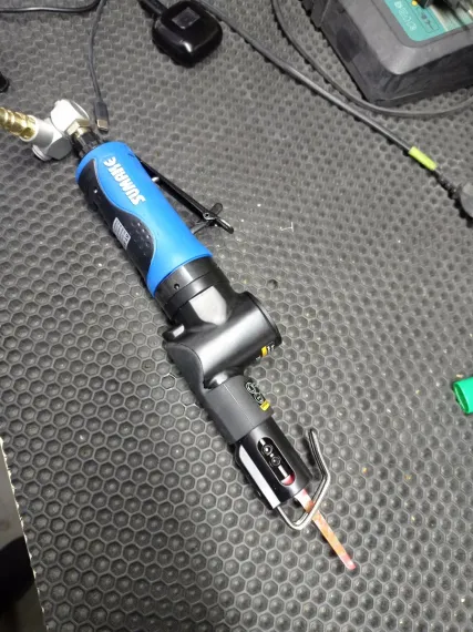 Пила сабельная пневматическая ST-BW300