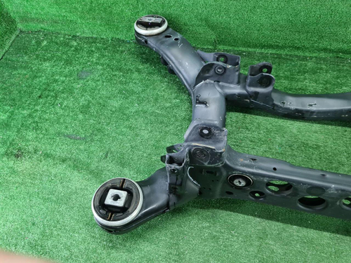 Подрамник задний Mercedes GLE V167 (2018-н.в.)