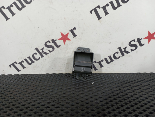 Кнопка ручного тормоза