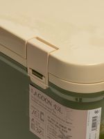 Термобокс SHINWA Lagoon 45L зеленый  1/2