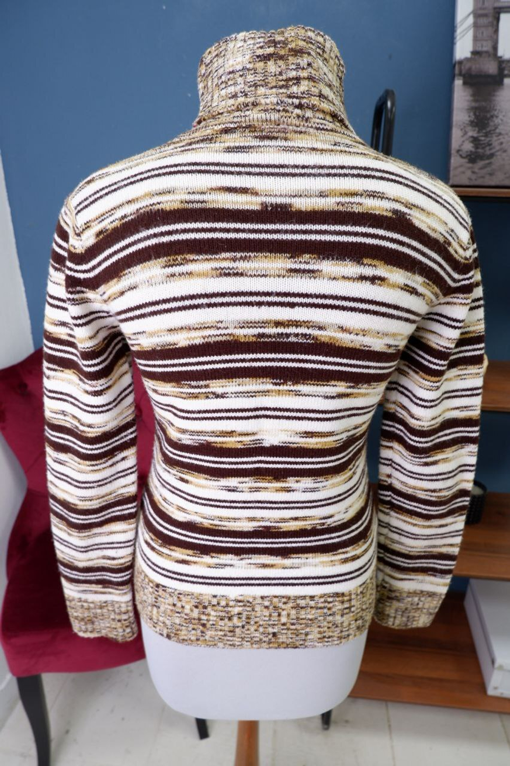 Джемпер теплый 42 размер