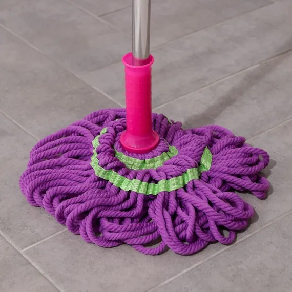 Швабра для мытья пола с отжимом Доляна, насадка из микрофибры 80 гр, стальная ручка 119 см, цвет МИКС