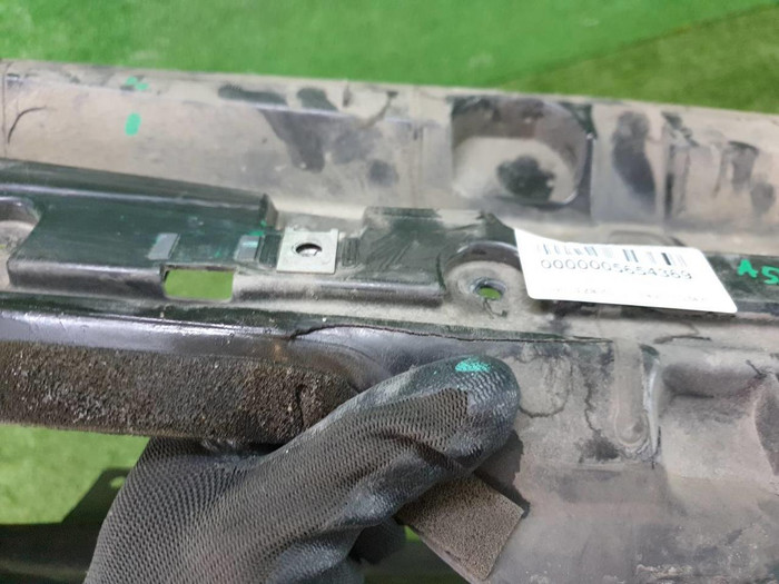 Воздуховод радиатора BMW 3er F30, F31 (2011-2020)