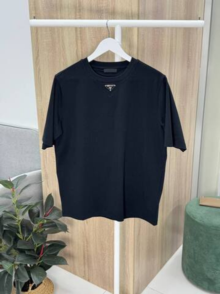 Футболка Prada