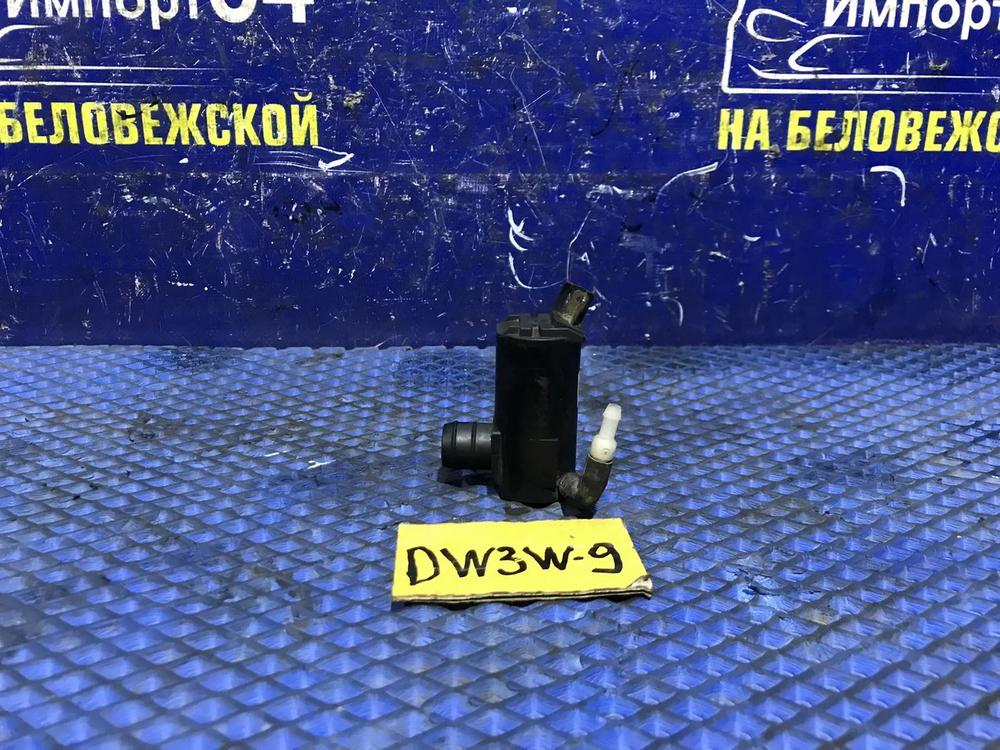 Моторчик бачка омывателя MAZDA DEMIO 2000