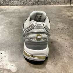 New Balance 1906R • Gray Gold