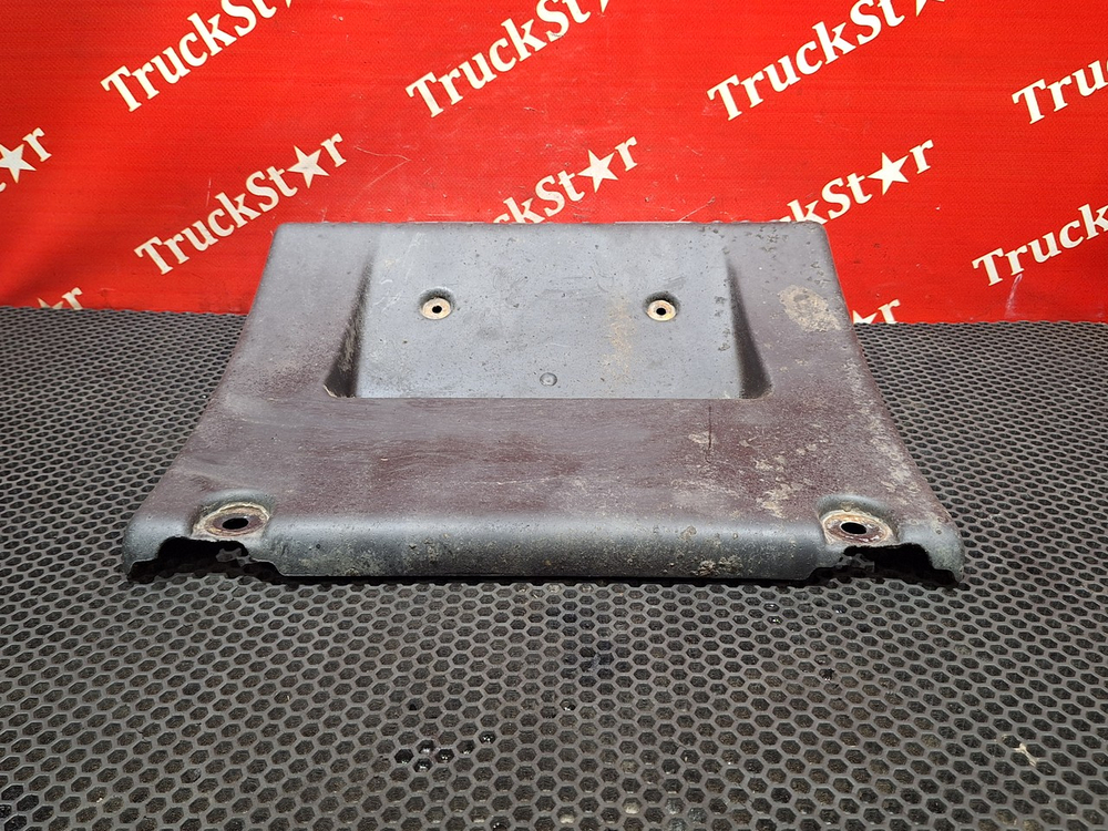 Накладка крыла заднего