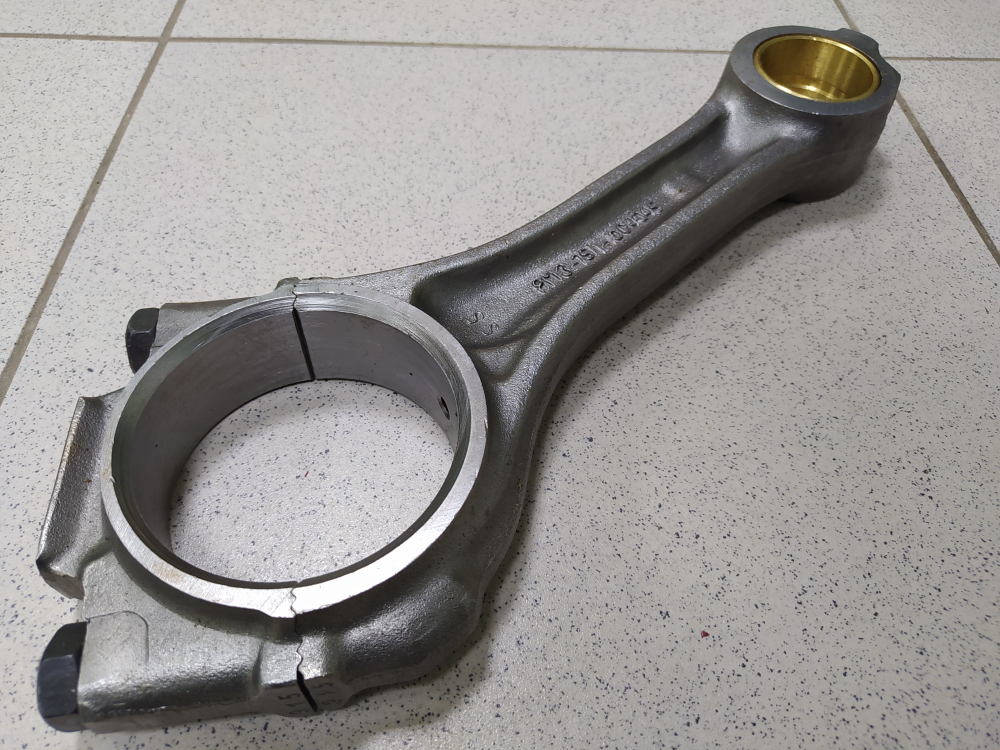 Шатун в сборе 7511.1004045-20