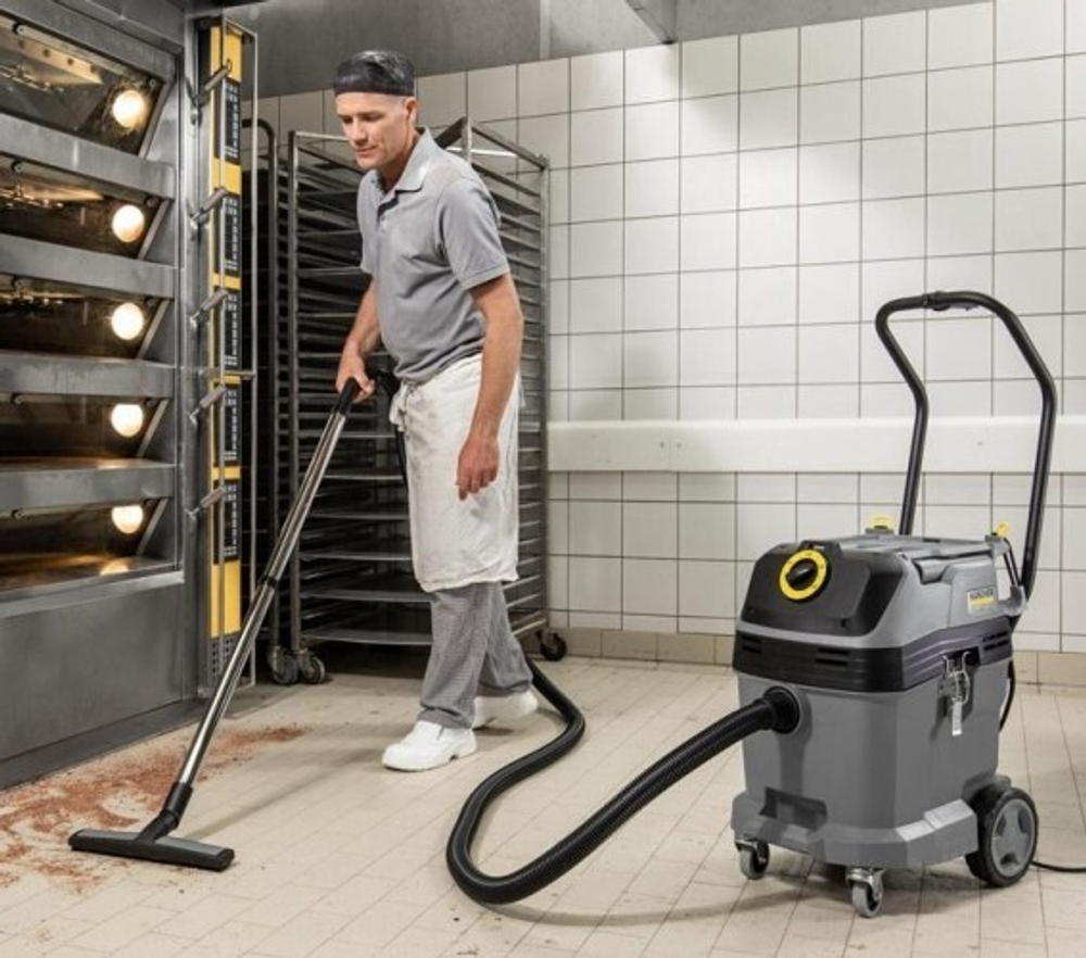 Пылесос сетевой KARCHER NT 40/1 Tact Bs 1.148-340.0