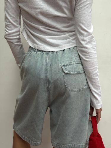 Голубые бермуды из денима