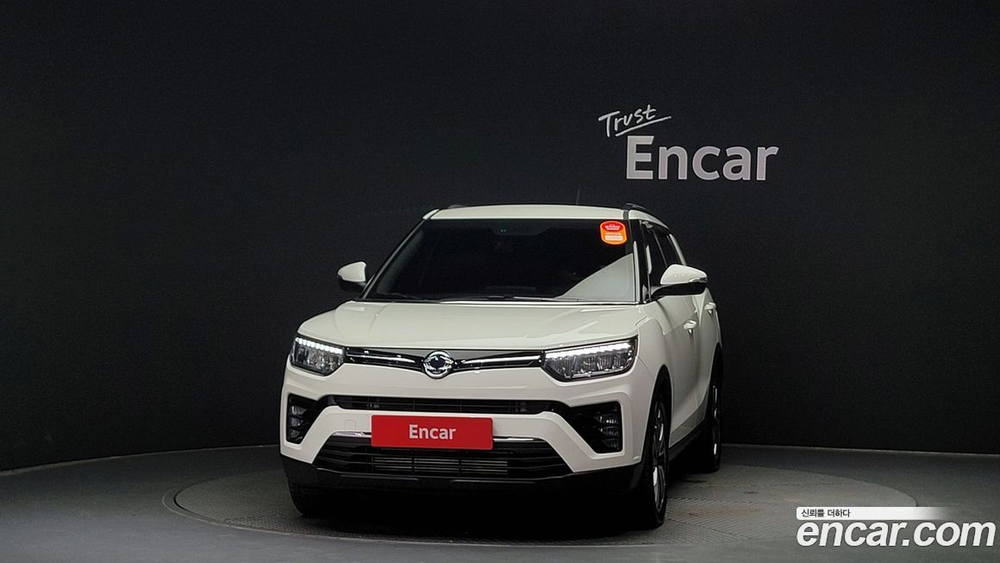KG Mobility (Ssangyong) Very New Tivoli Бензин 1.5 2WD (01.2020)
