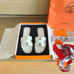 Hermes Oran Sandal